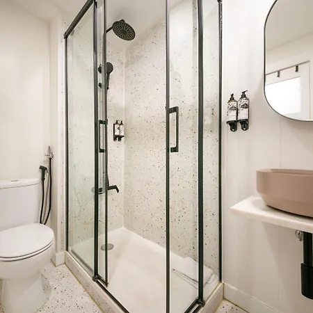 Alfama - Sé Cathedral | Cheese&wine Lisbona