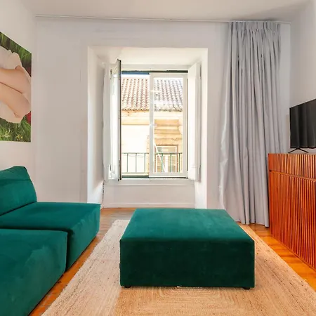 Alfama - Sé Cathedral | Cheese&wine Lisbona