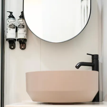 Alfama - Sé Cathedral | Cheese&wine Appartamento *