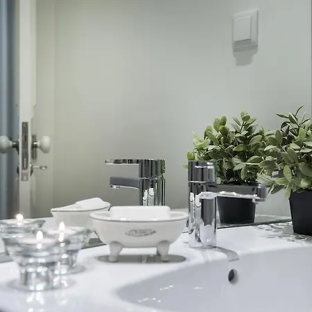 Alfama - Sé Cathedral | Cheese&wine * Lisbona