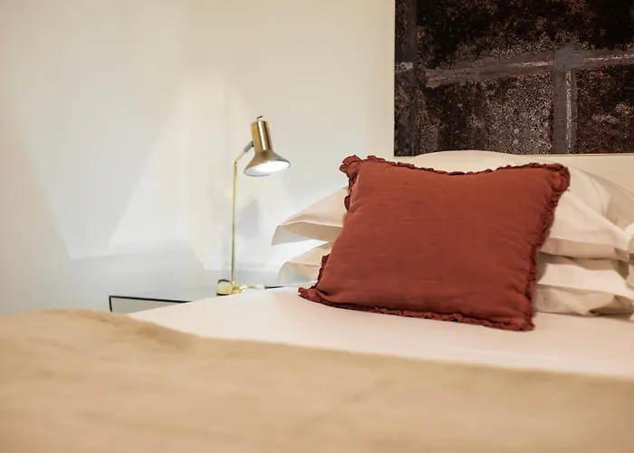 Alfama - Sé Cathedral | Cheese&wine