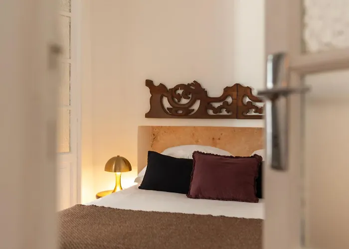 Alfama - Sé Cathedral | Cheese&wine * Lisboa