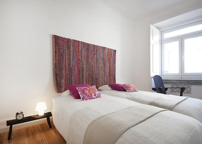 Alfama - Sé Cathedral | Cheese&wine Lisboa