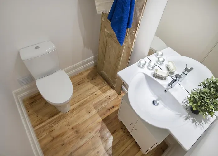 Alfama - Se Cathedral | Cheese & Wine Appartement *